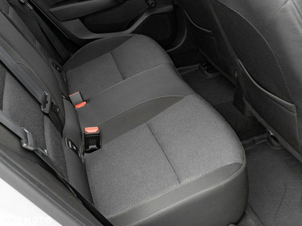 Renault Clio 1.0 TCe Equilibre - 32