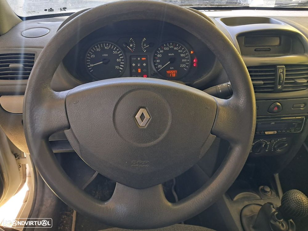Renault Clio 1.5 dCi Dynamique - 10