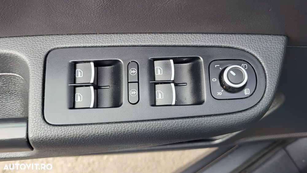 Volkswagen Sharan - 9