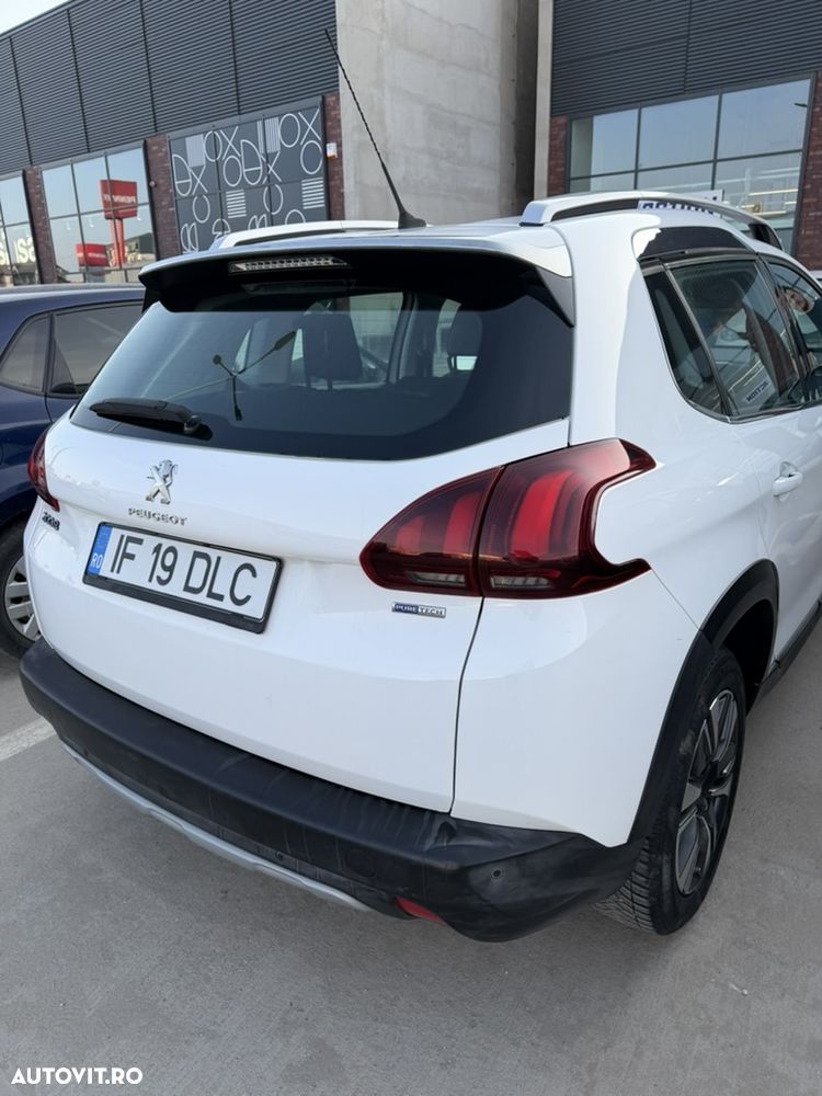 Peugeot 2008 PureTech 110 GPF Stop&Start EAT6 Allure - 3