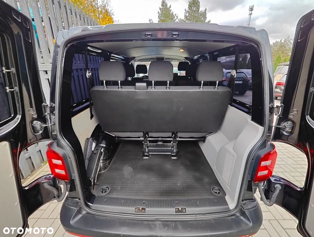 Volkswagen Transporter - 16