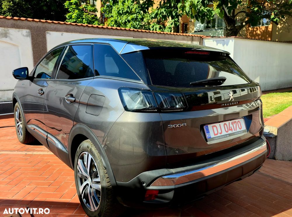 Peugeot 3008 Plug-In Hybrid4 300 e-EAT8 GT - 6