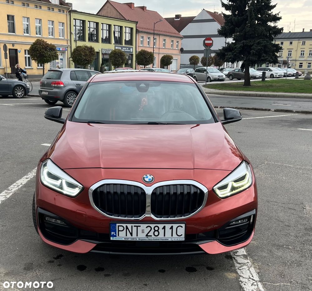 BMW Seria 1 118i Sport Line Shadow - 12
