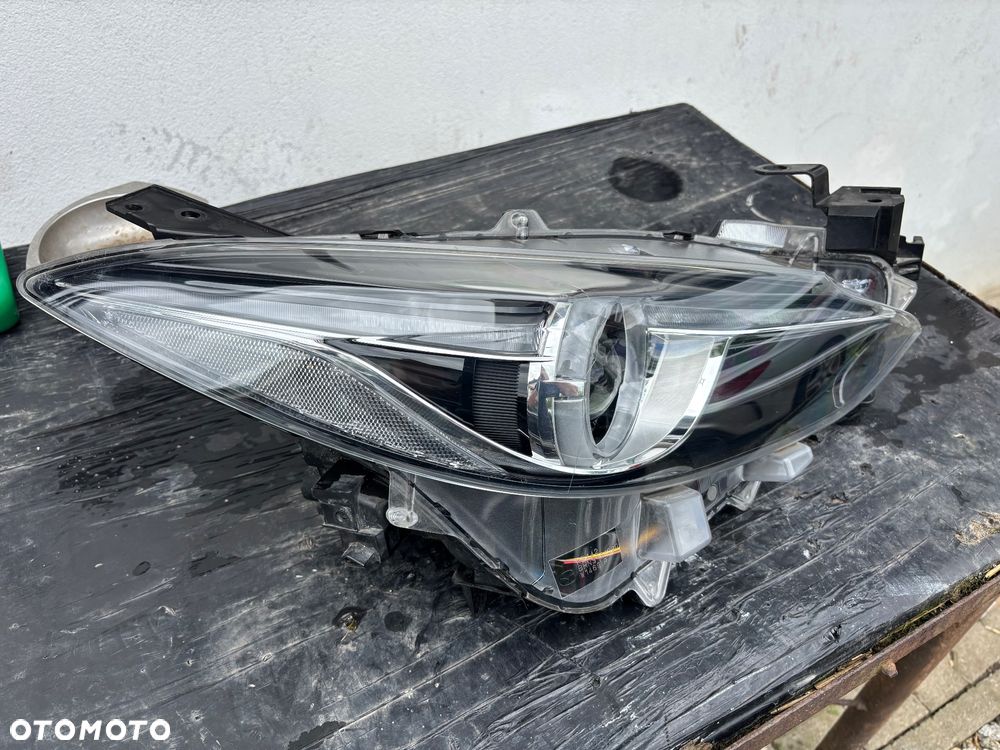 Reflektor przedni prawy mazda3 xenon - 4