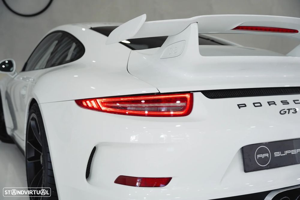 Porsche 911 Série F - 18