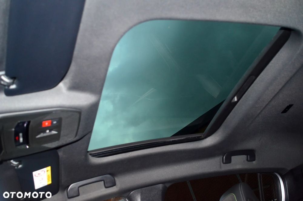 Peugeot 308 BlueHDi 130 EAT8 Stop & Start GT - 34
