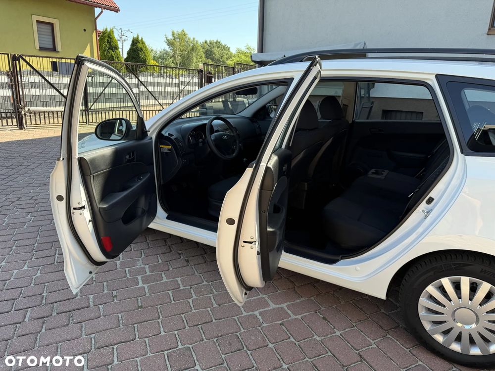 Hyundai i30 i30cw 1.4 Edition Plus - 33