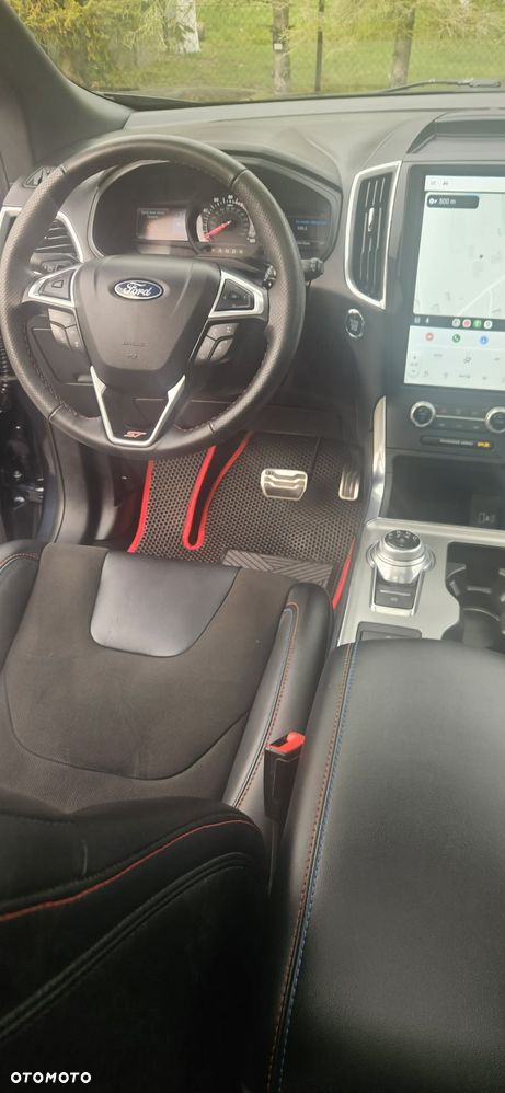 Ford Edge - 15