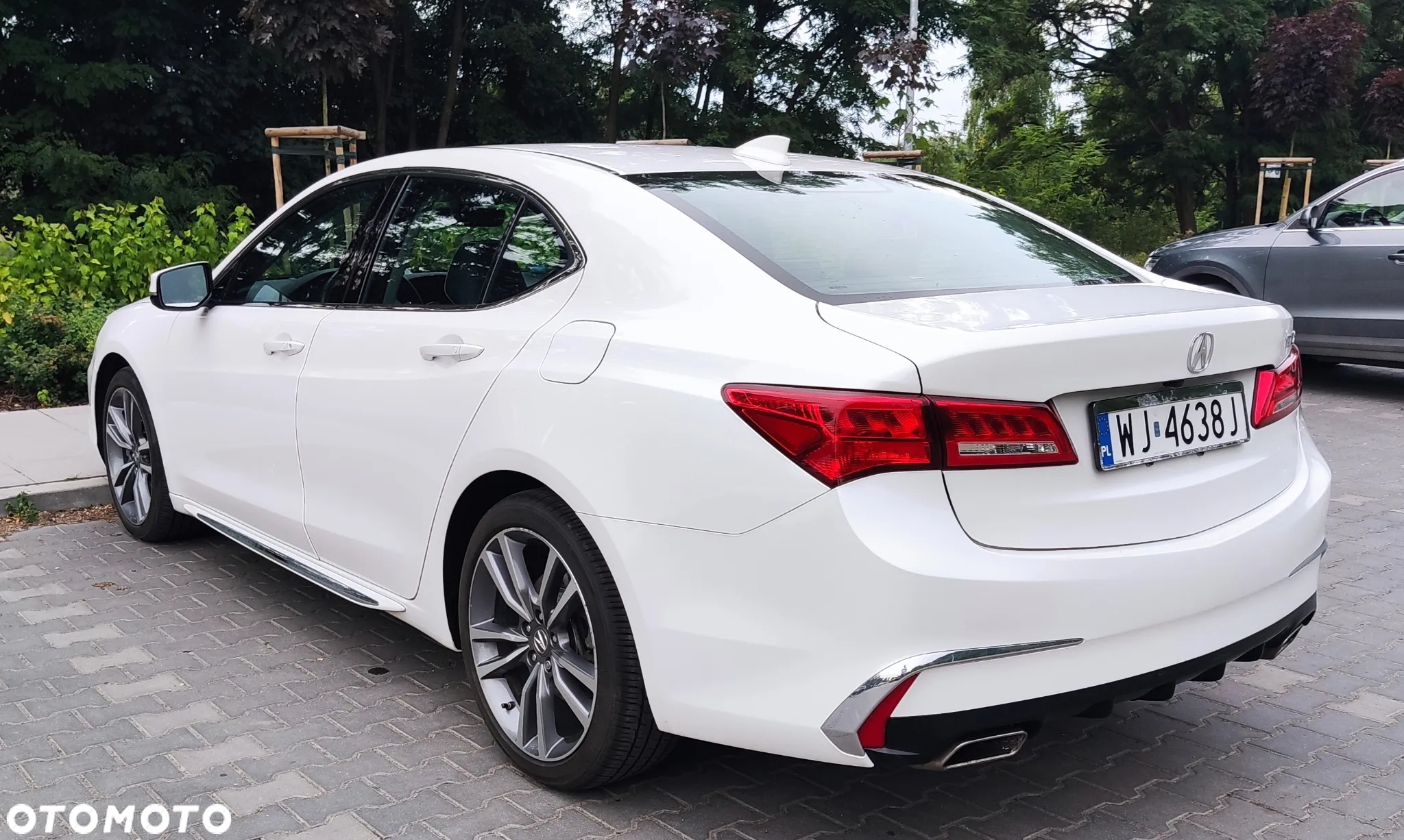 Acura Inny - 4