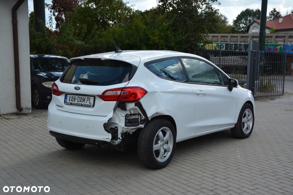 Ford Fiesta - 4