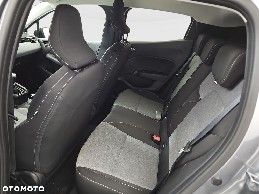 Renault Clio 1.0 TCe Evolution - 22