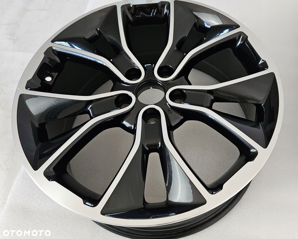 FELGA HYUNDAI i30 III TUCSON 8x19 19 ET55 5x114,3 - 10