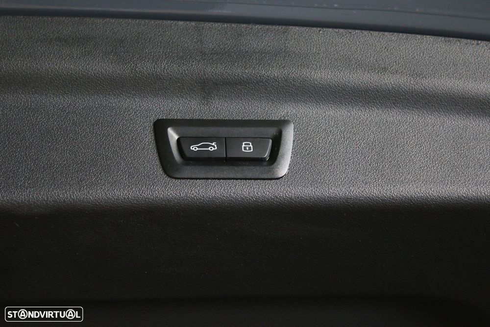 BMW iX1 xDrive30 Pack Desportivo M - 36