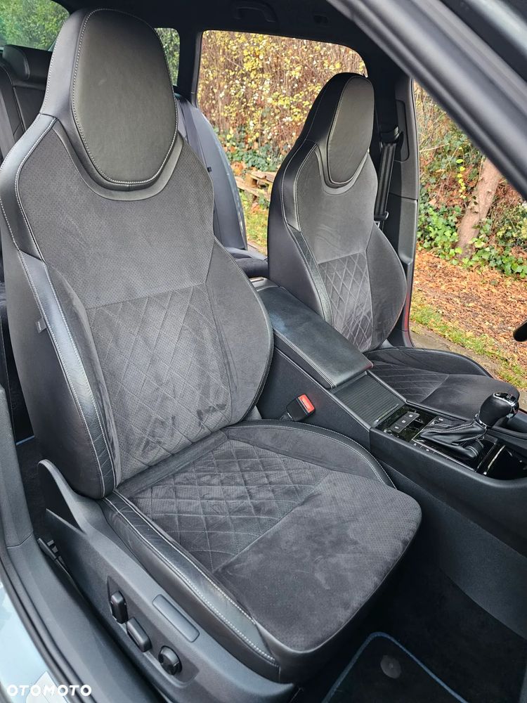 Skoda Superb 2.0 TDI DSG SportLine - 22