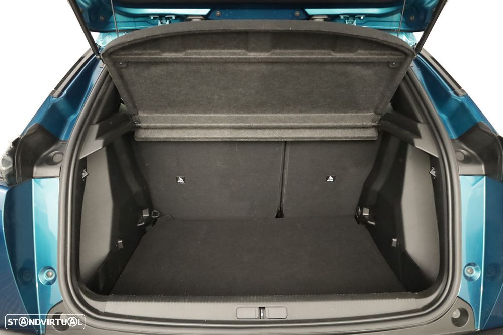 Peugeot 2008 1.2 PureTech Allure - 24