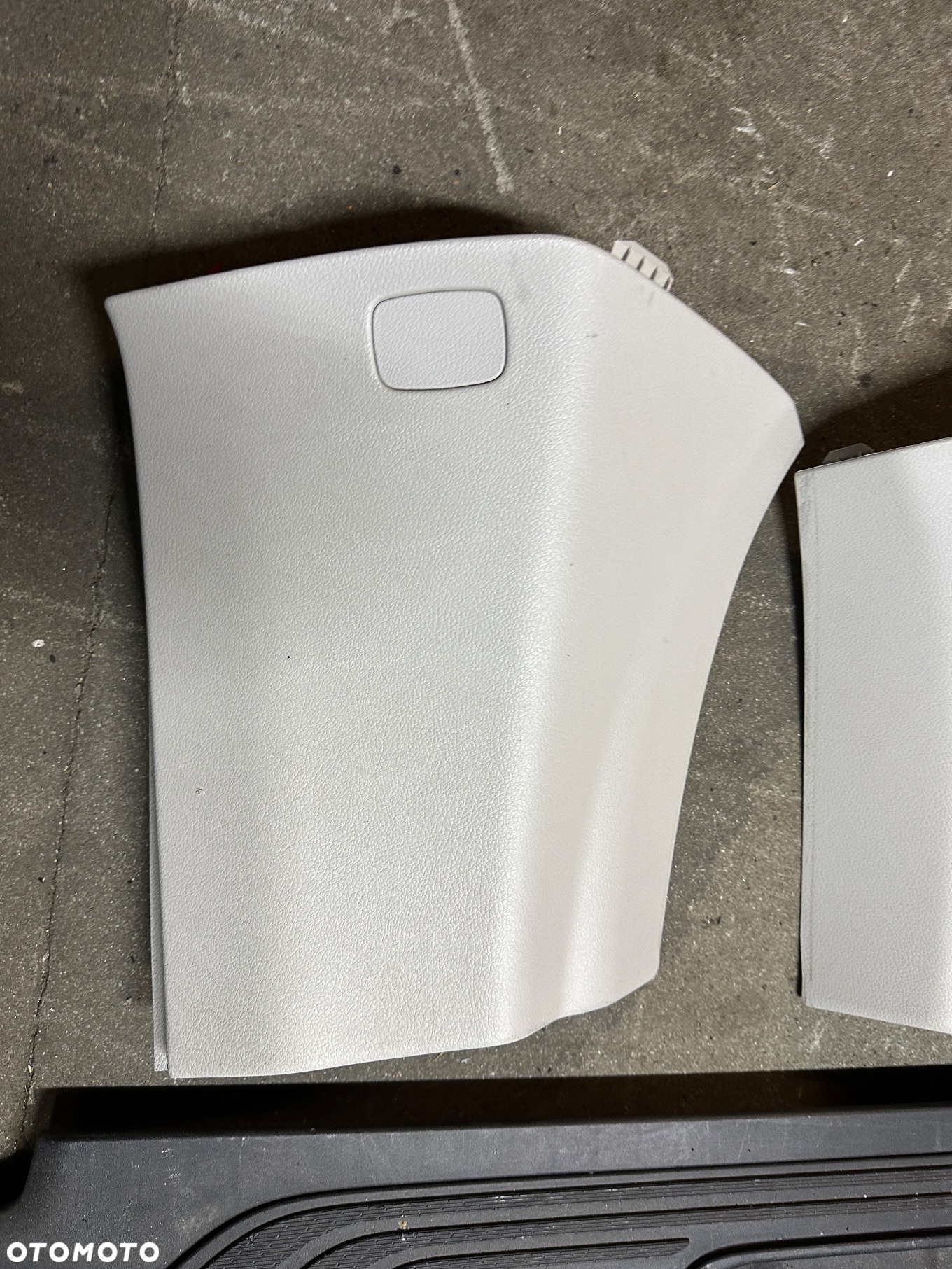Mercedes 447 VITO V klasa słupek b D  plastik próg plastikowy - 3