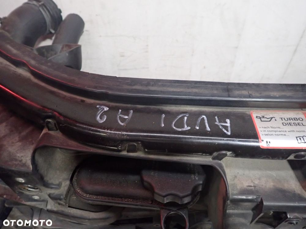 PAS PRZEDNI KOMPLET AUDI A2 1.4 TDI - 2
