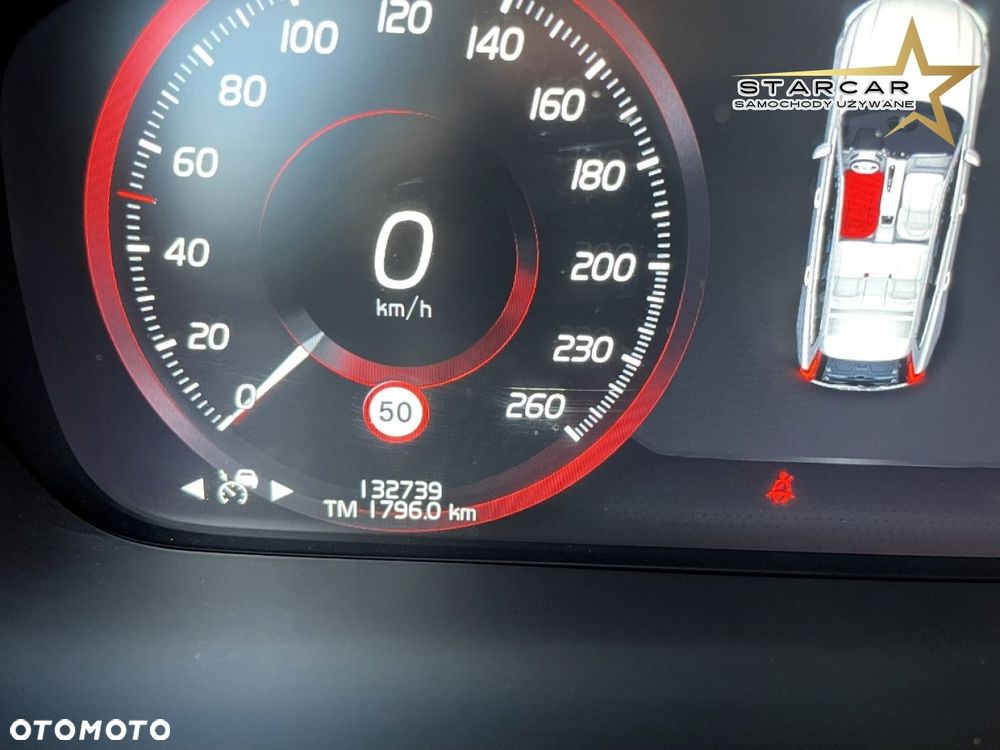 Volvo V90 Cross Country - 24