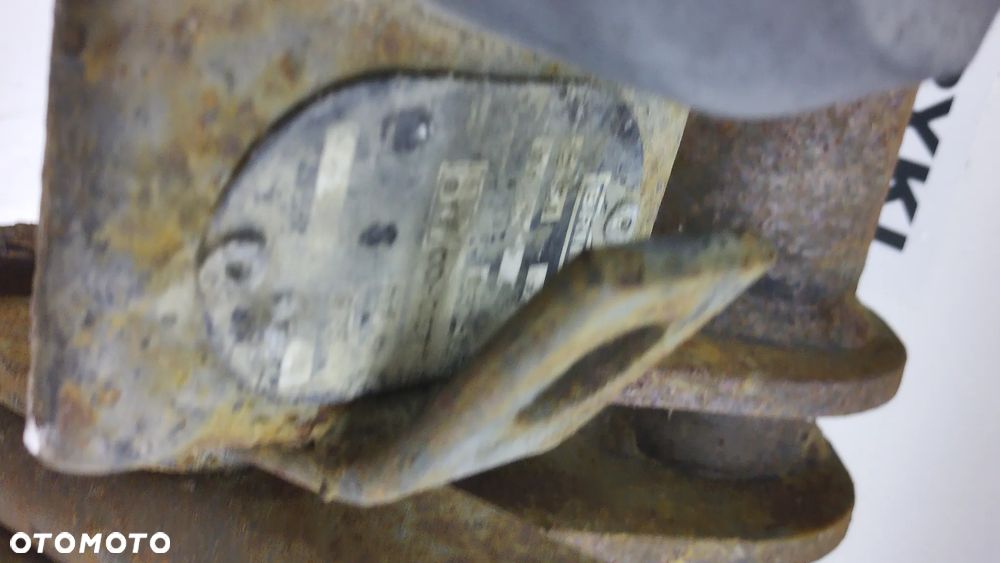 VW Vento Hak Holowniczy - 3