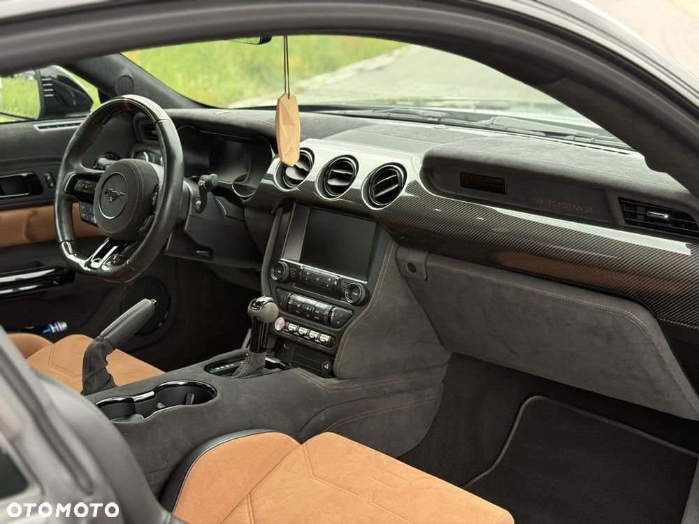 Ford Mustang - 23