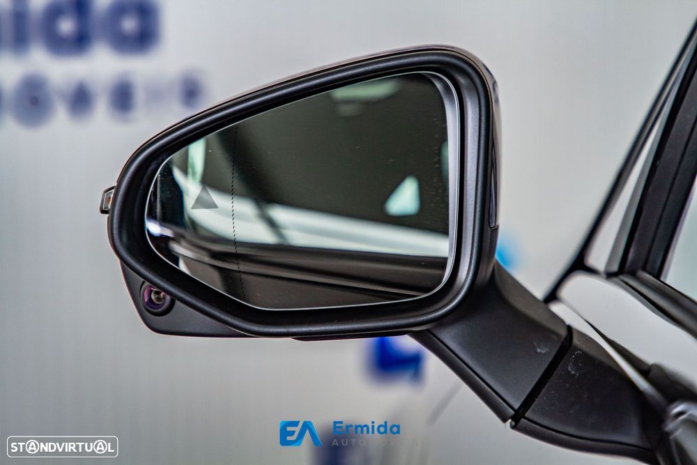 Mercedes-Benz CLA 350 - 13