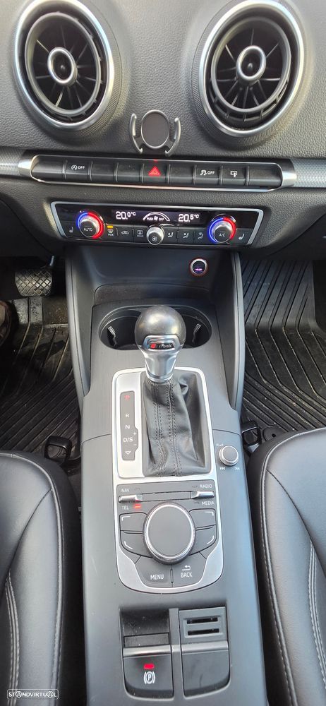 Audi 50 - 11