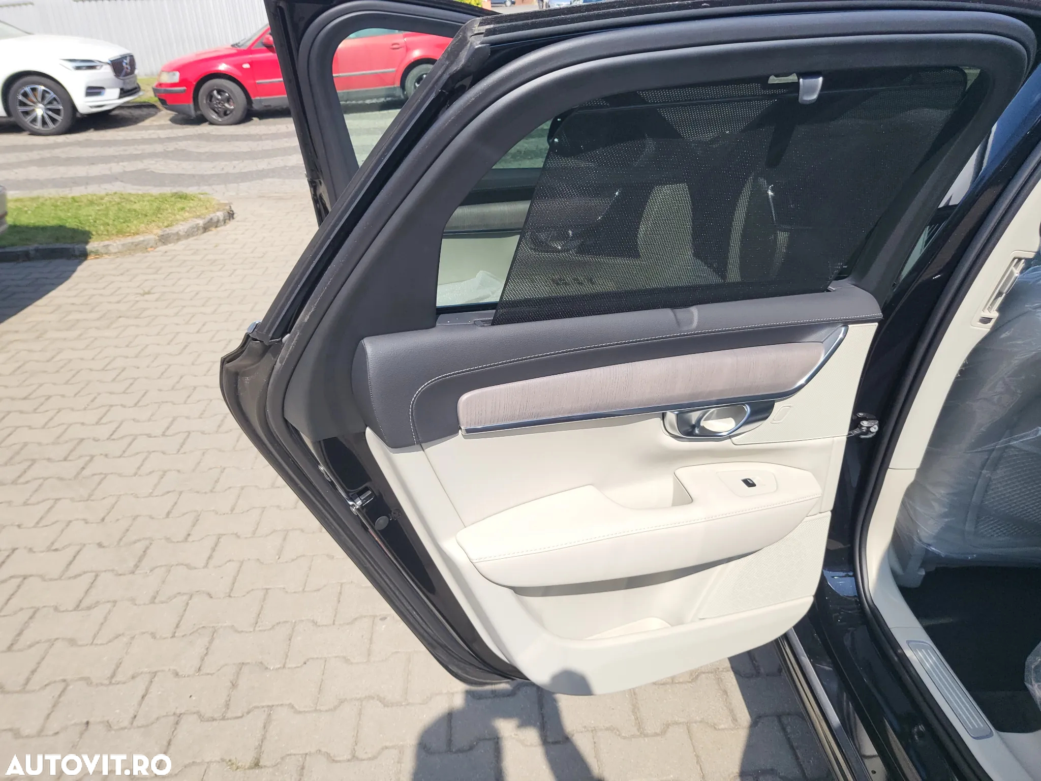 Volvo S90 Recharge T8 AWD Plus Bright - 17