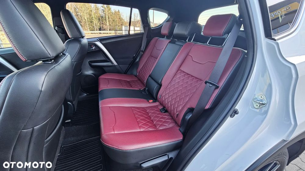 Toyota RAV4 Hybrid Prestige 4x4 - 8