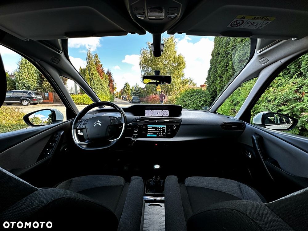 Citroën C4 Grand Picasso PureTech 130 Stop&Start FEEL - 26