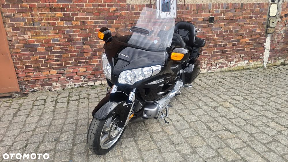 Honda GL - 22