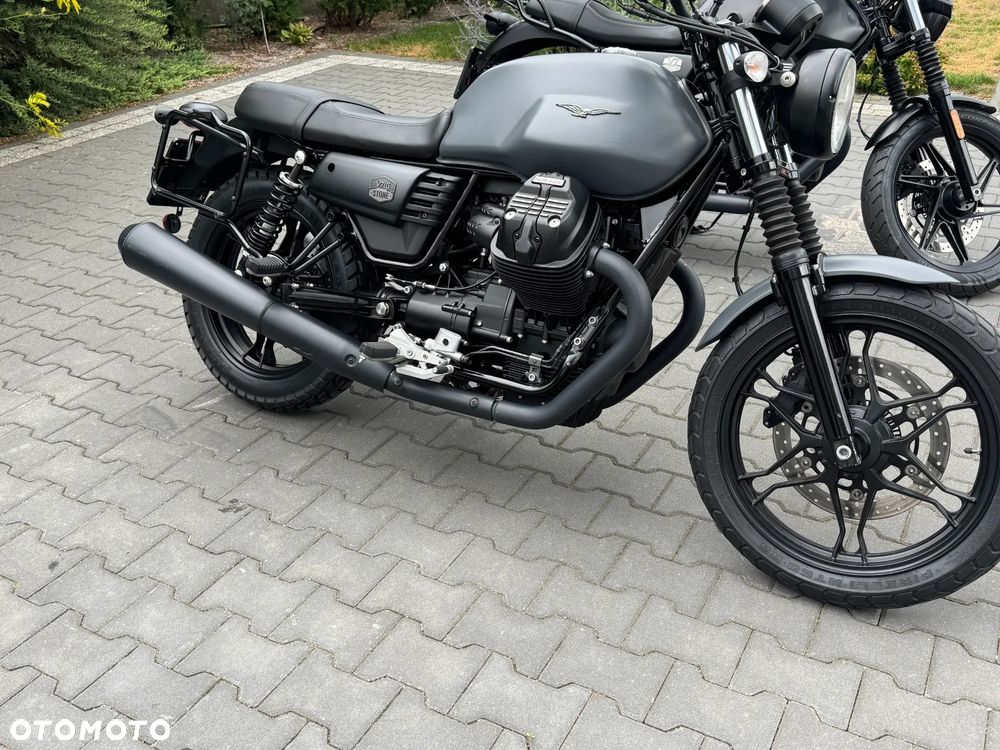 Moto Guzzi V7 - 6