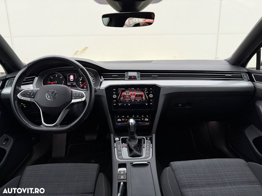 Volkswagen Passat Variant 2.0 TDI SCR DSG Business - 18