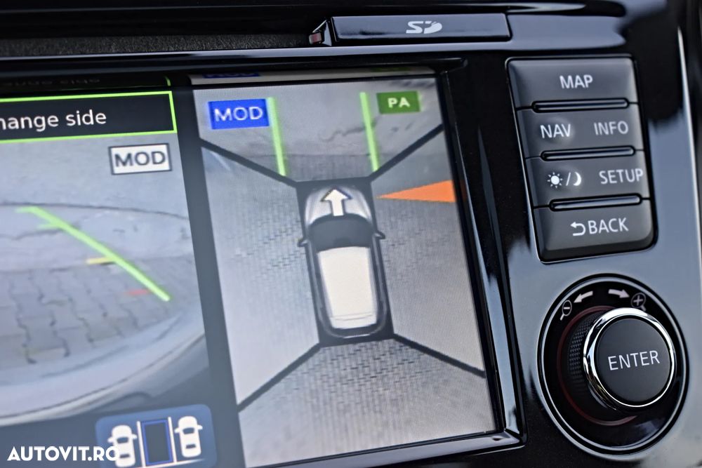 Nissan Qashqai 1.6 DCI TEKNA - 16