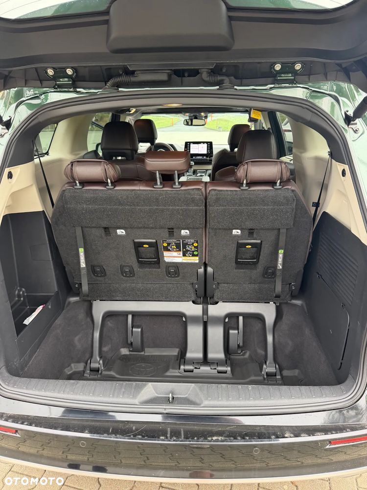 Toyota Sienna - 14