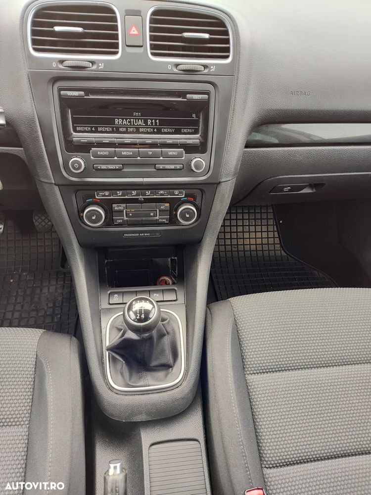 Volkswagen Golf 1.6 TDI - 6
