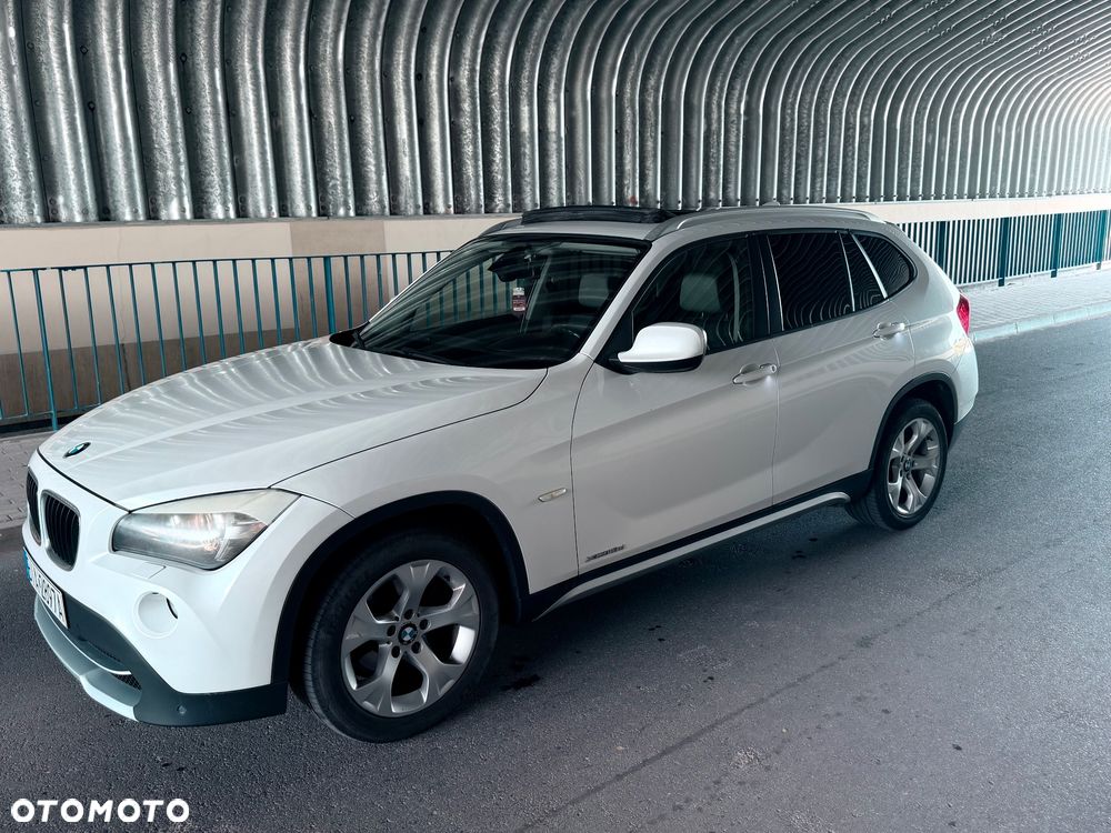 BMW X1 xDrive18d - 23