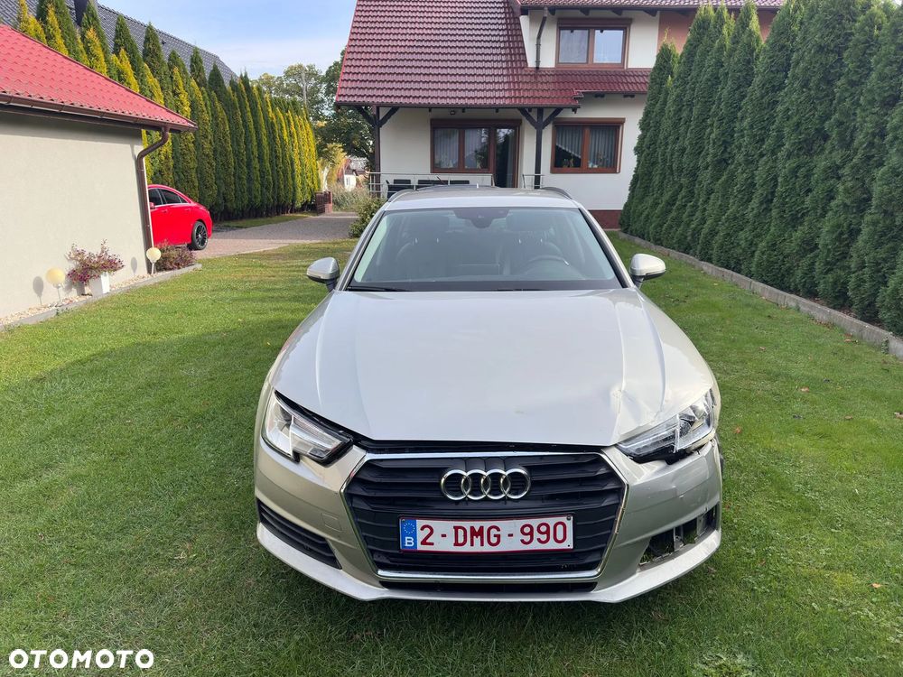 Audi A4 Avant 2.0 TDI S tronic - 11
