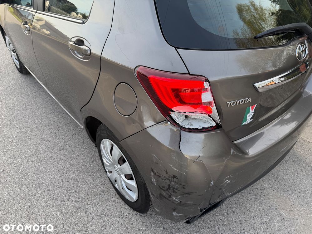 Toyota Yaris 1.0 Sol - 11