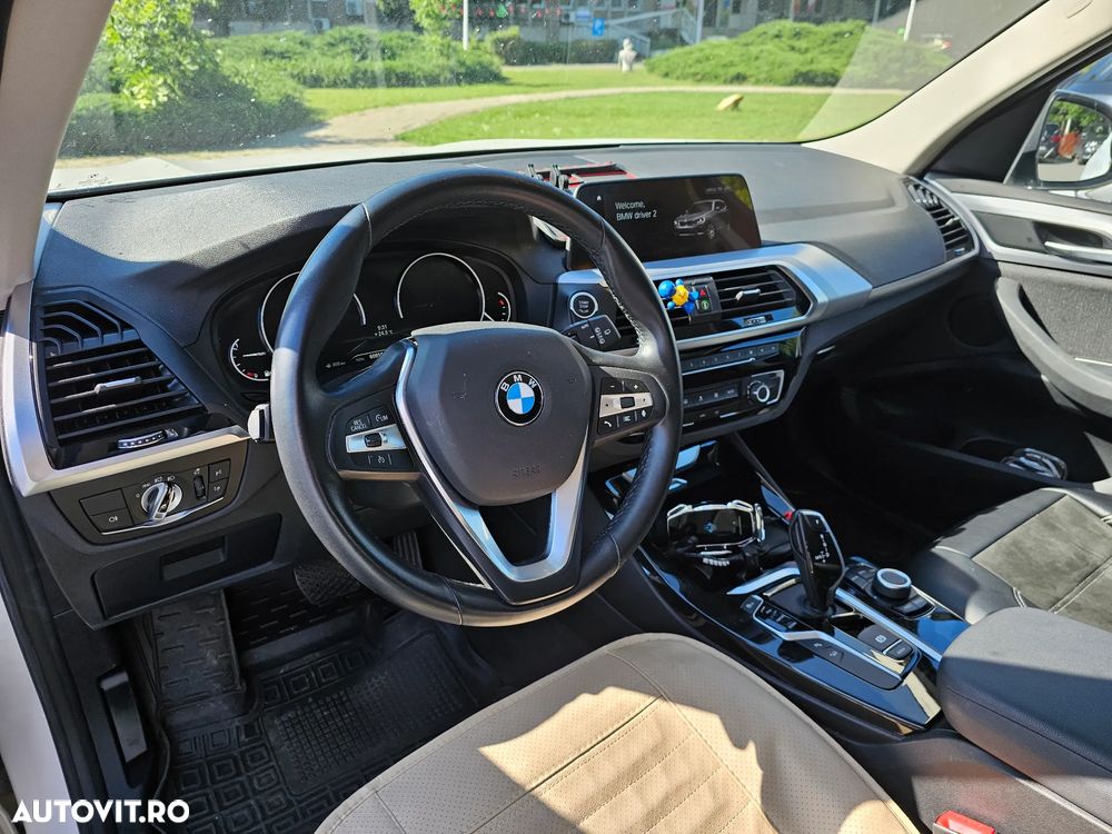 BMW X3 xDrive20i AT - 7