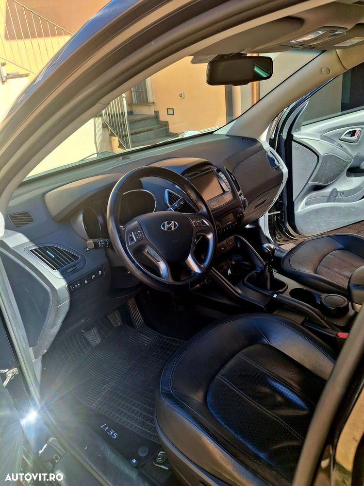 Hyundai ix35 1.7 CRDI 2WD Fifa World Cup Edition - 9