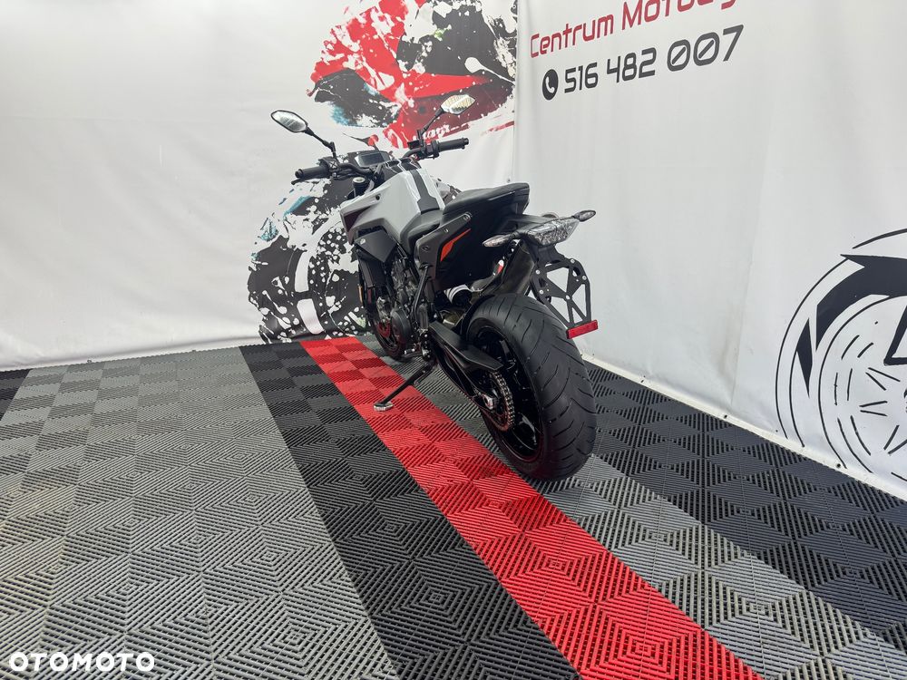 KTM Duke - 21