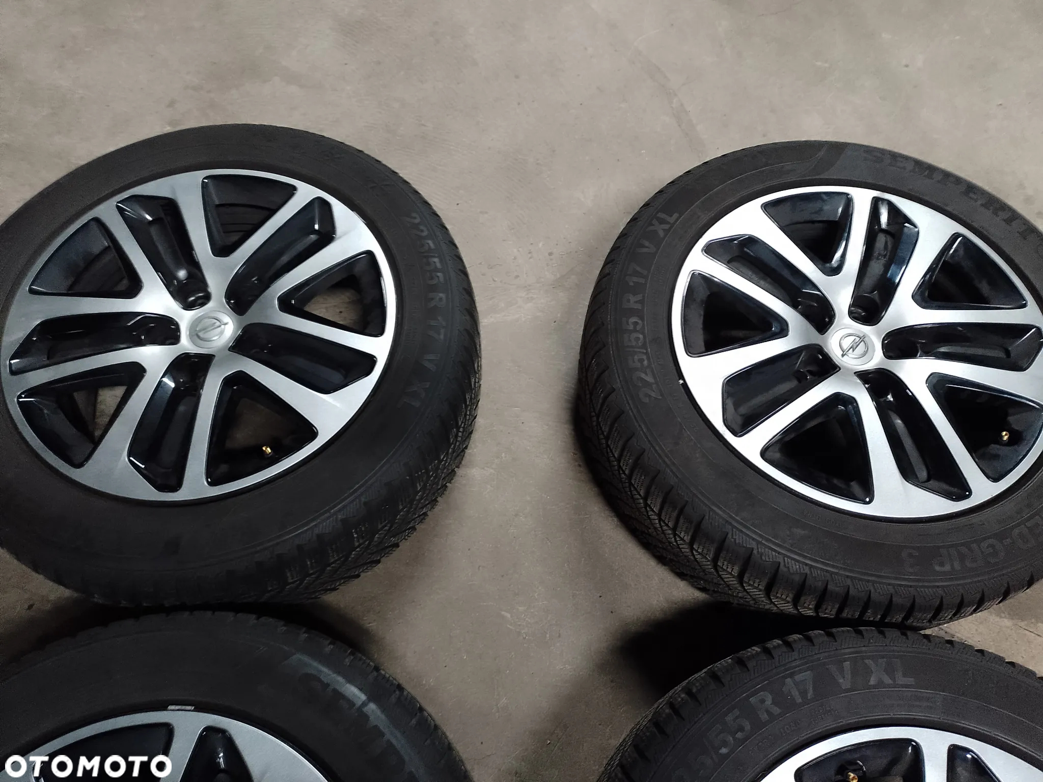 Felgi stalowe 17" Opel strukturalne z kołpakami 5x115 et44 - 3
