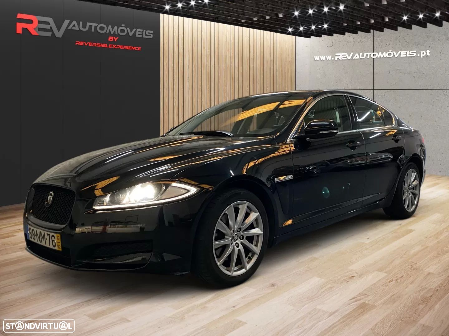 Jaguar XF 2.2 D Premium Luxury - 1