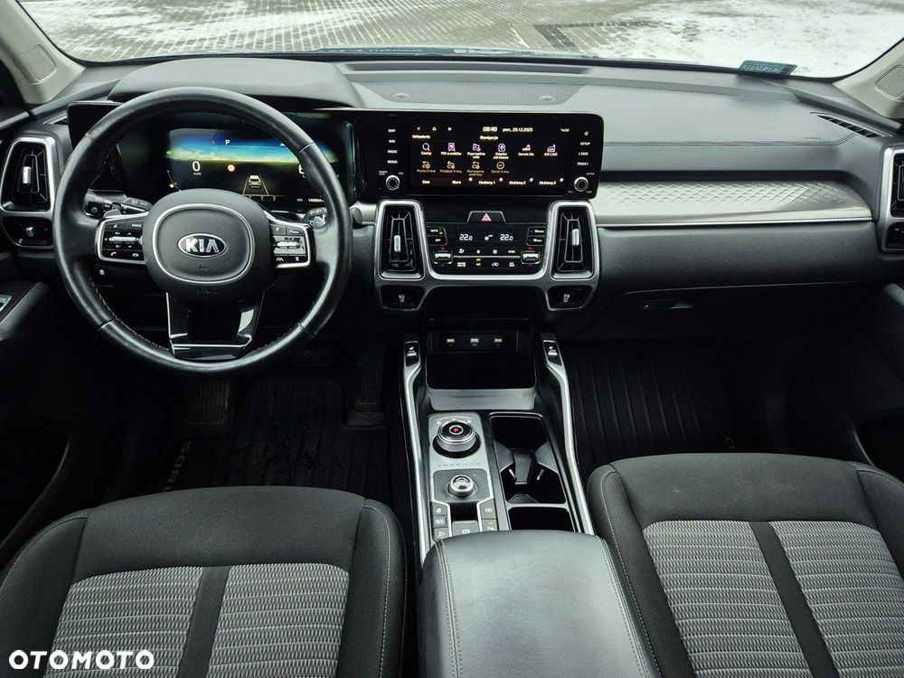 Kia Sorento 1.6 T-GDI HEV L 7os - 17