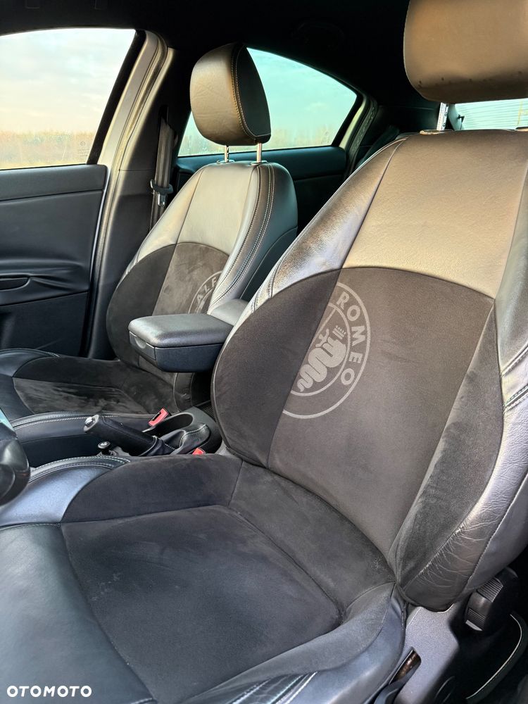 Alfa Romeo Giulietta 1.6 JTDM Veloce - 19