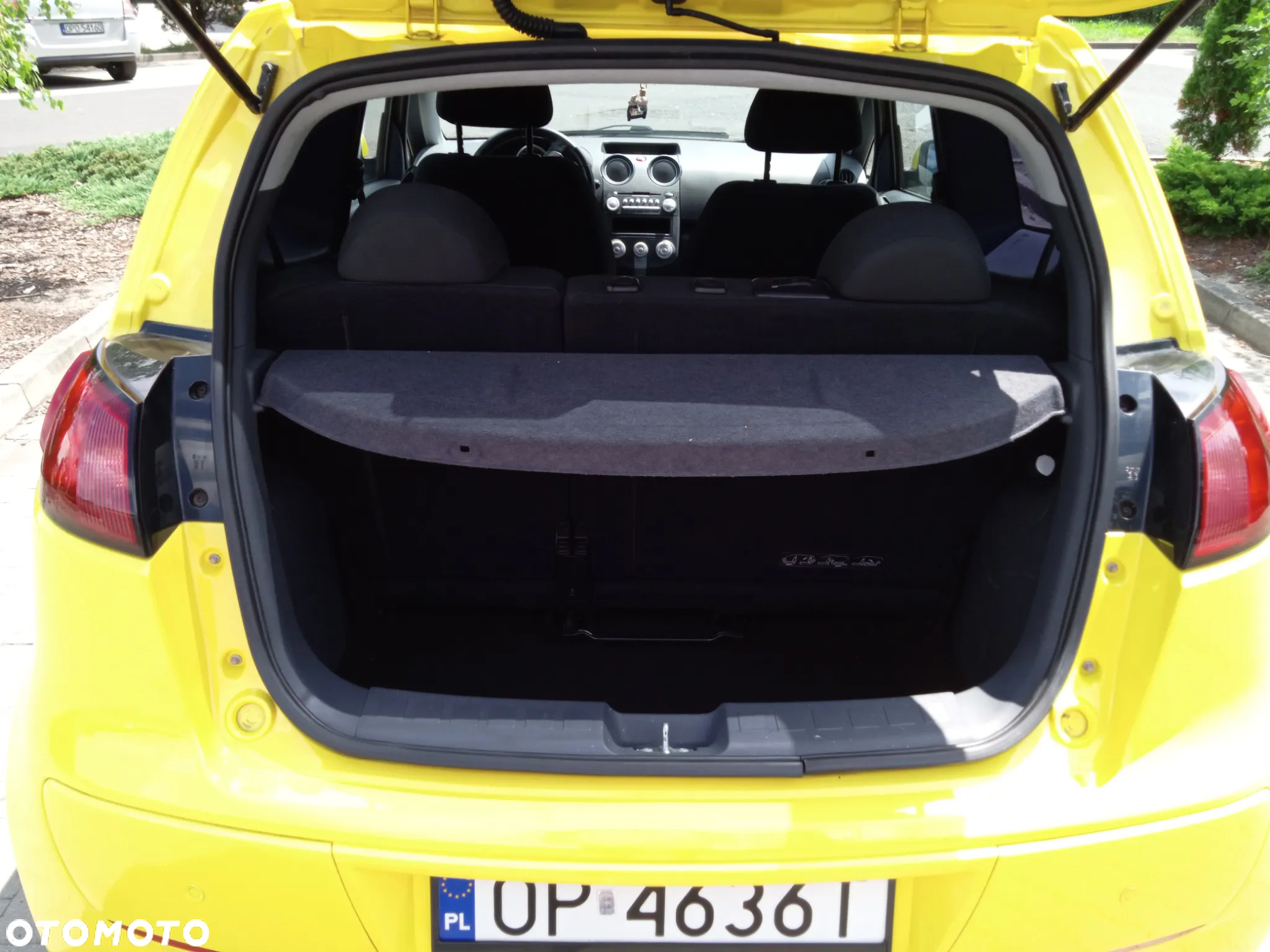 Mitsubishi Colt CZ3 1.3 Young Edition - 7