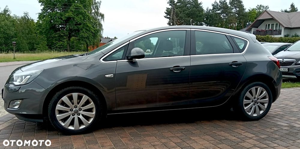 Opel Astra 1.4 T Cosmo - 5