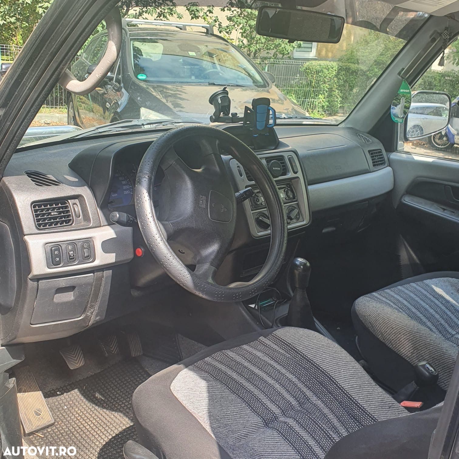 Mitsubishi Pajero Pinin - 1