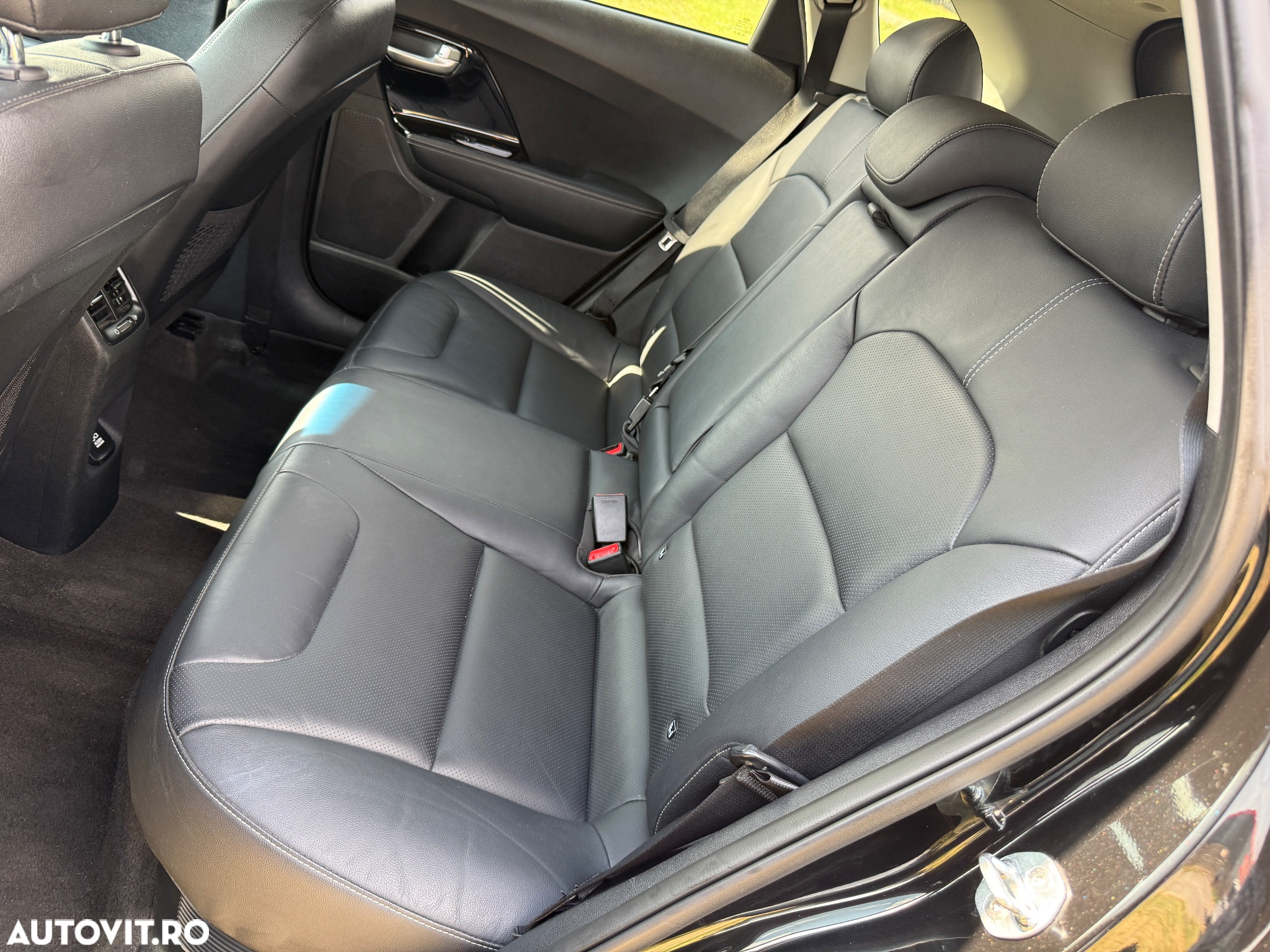 Kia Niro 1.6 GDI HEV 2WD OPF Aut. Edition 7 - 15