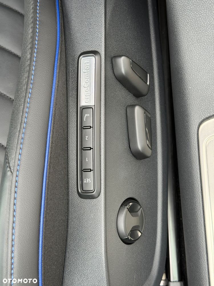 Volkswagen Arteon 2.0 TSI OPF 4Motion DSG R - 18